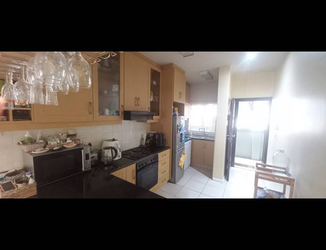 2 BEDROOM FLAT FOR SALE IN WINDERMERE